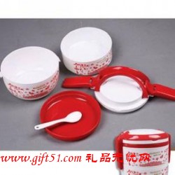 中国红圆形两层手提饭盒定制